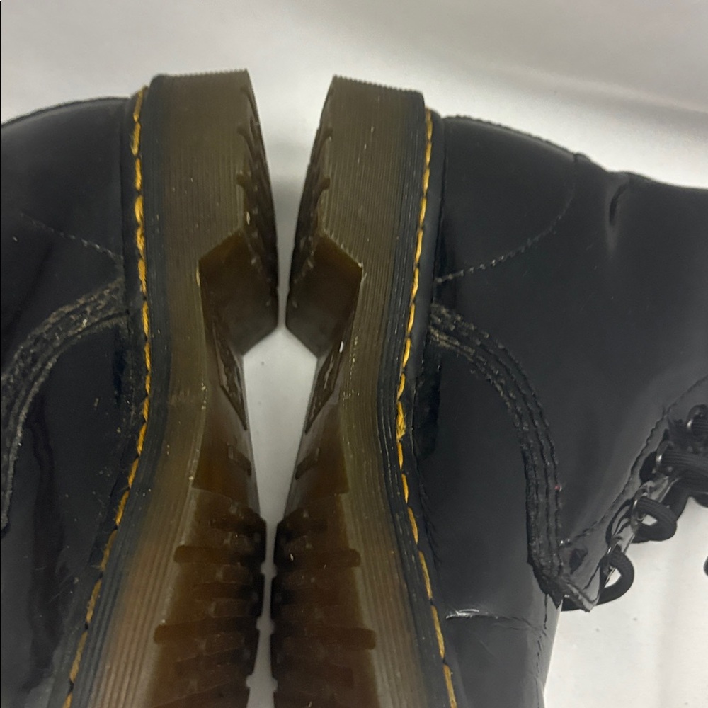 Dr. Martens Women’s 1460W Combat Boots Size 6 US 4 UK Patent Leather Black - Picture 11 of 15